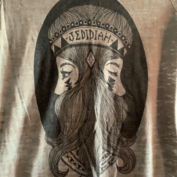 Jedidiah Tee - Picture 2 of 2